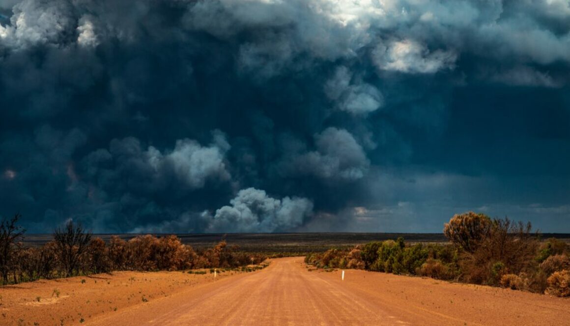 Bushfire,Wildfire,Smoke,In,Remote,Area,Of,Forrestania,,Mount,Holland